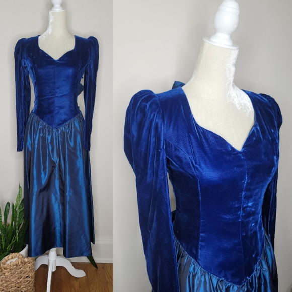 Vintage Dresses & Skirts - VTG 80s Velvet + Taffeta Bow Dress